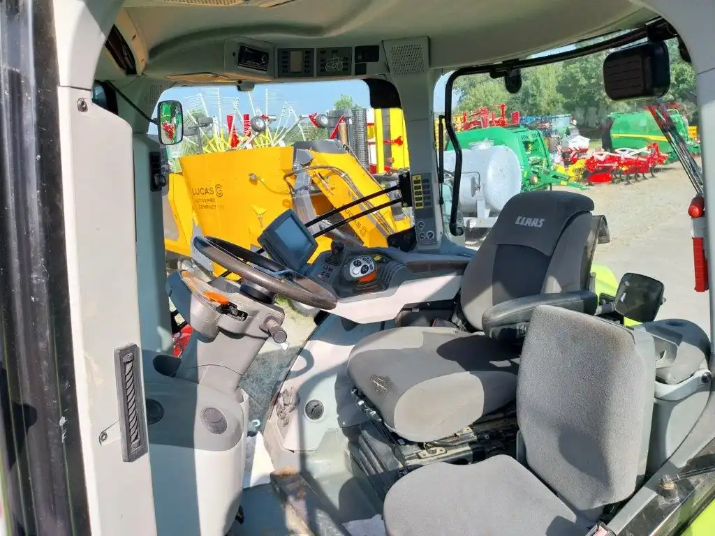 Image CLAAS TRACTEUR CLAAS AXION